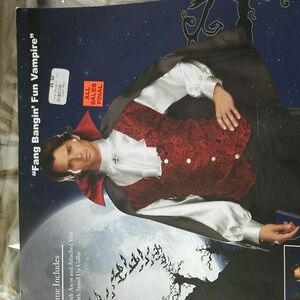 🎃Vampire costume Medium